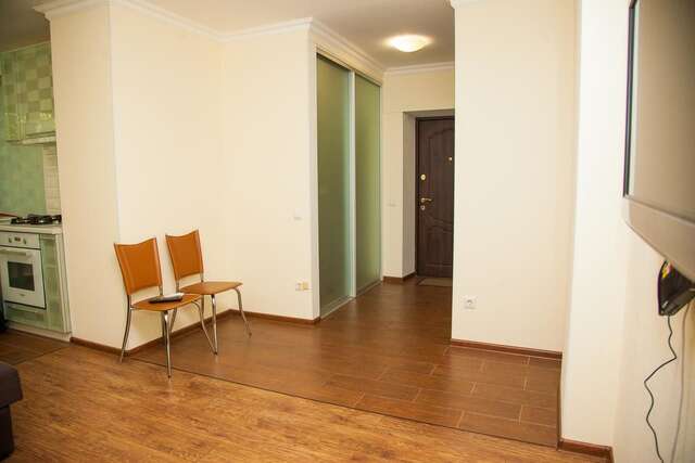 Апартаменты 2 Rooms Luxury Apartment on Divnogorskaya 13 Street Запорожье-14